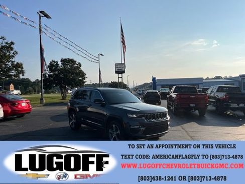 Used 2023 Jeep Grand Cherokee Limited RWD image 1