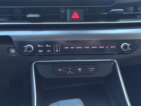 New 2026 Kia Carnival LXS image 22