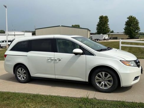 Used 2015 Honda Odyssey EX-L image 3