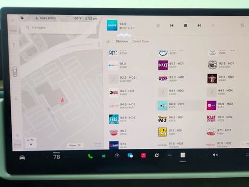 Used 2022 Tesla Model X Base image 49