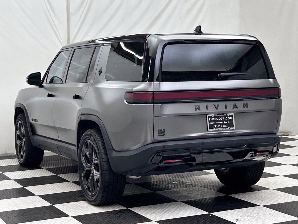 Used 2024 Rivian R1S Adventure Dual AWD/4WD image 5