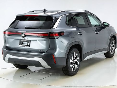 New 2026 Volkswagen Tiguan S FWD image 9
