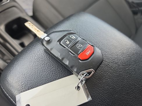 Used 2022 Jeep Wrangler Sport AWD/4WD image 32