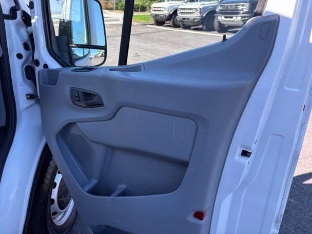 Used 2015 Ford Transit 350 148 Medium Roof RWD image 25