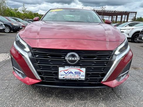 Used 2023 Nissan Altima 2.5 SL AWD/4WD image 2