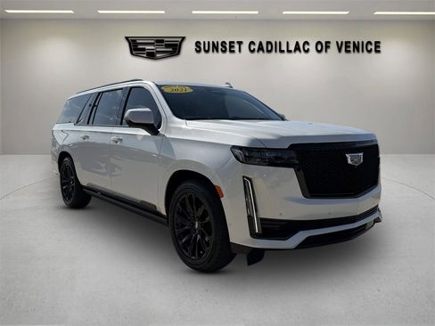 Used 2021 Cadillac Escalade ESV Sport Platinum image 1