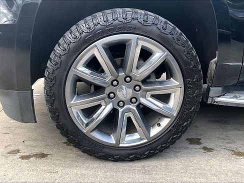 Used 2018 Chevrolet Tahoe Premier AWD/4WD image 8