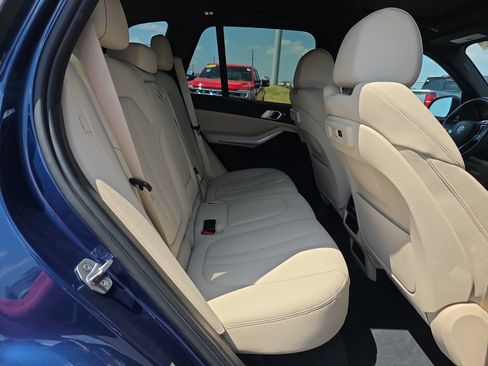 Used 2020 BMW X5 xDrive40i w/ Convenience Package AWD/4WD image 15
