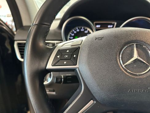 Used 2014 Mercedes-Benz ML 350 4MATIC w/ Premium 1 Package image 13