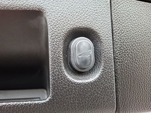 Used 2019 GMC Yukon Denali w/ Denali Ultimate Package image 34