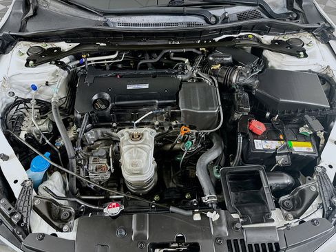 Used 2017 Honda Accord Sport image 30