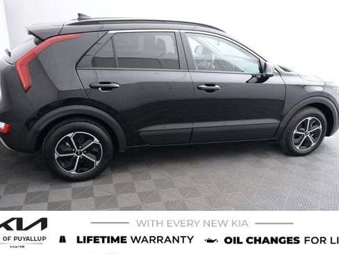 New 2026 Kia Niro EX FWD image 4