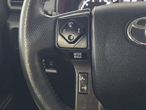 Used 2022 Toyota 4Runner TRD Off-Road Premium image 26