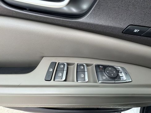 New 2026 Kia Carnival EX image 13