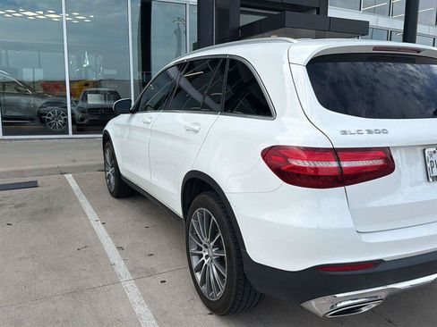 Used 2018 Mercedes-Benz GLC 300 image 4
