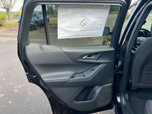 New 2026 Chevrolet Equinox LT image 10