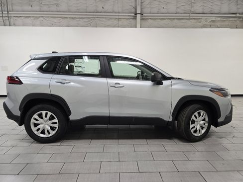 New 2026 Toyota Corolla Cross L image 14