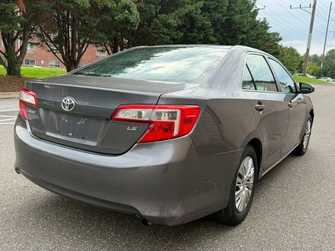 Used 2014 Toyota Camry LE FWD image 7