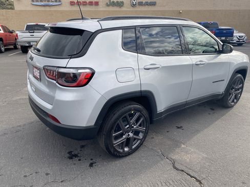 New 2026 Jeep Compass Latitude AWD/4WD image 4