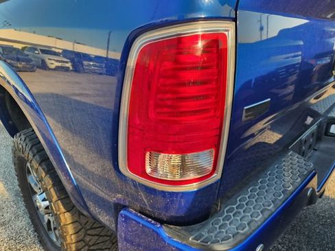 Used 2016 RAM 3500 Laramie w/ Convenience Group AWD/4WD image 5