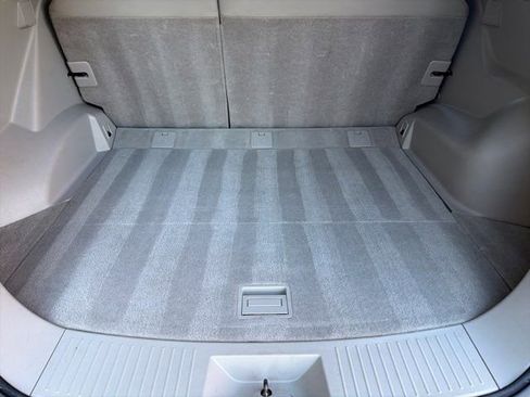 Used 2011 Nissan Rogue SV w/ SL Pkg image 17