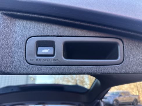 Used 2021 Honda CR-V Touring image 13