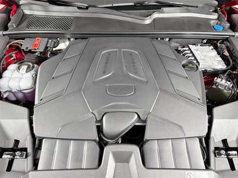 Certified 2026 Porsche Cayenne AWD/4WD image 36