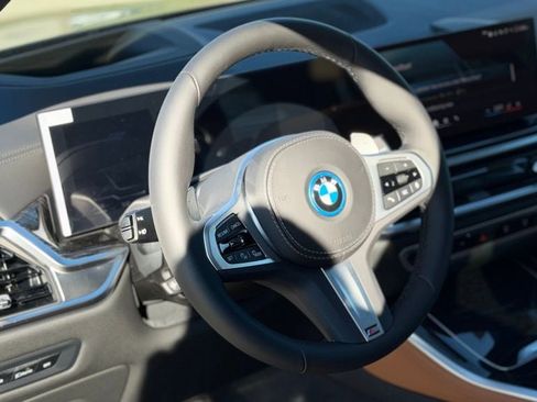 New 2026 BMW X5 xDrive50e w/ M Sport Package image 12