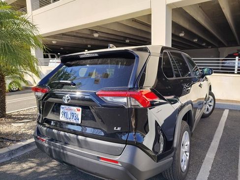 Certified 2025 Toyota RAV4 LE image 5