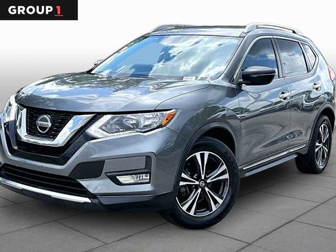 Used 2018 Nissan Rogue SL image 1