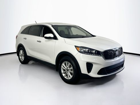 Used 2020 Kia Sorento LX FWD image 3
