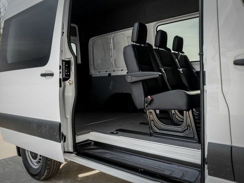 Used 2026 Mercedes-Benz Sprinter 2500 image 22