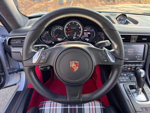 Used 2014 Porsche 911 Turbo S AWD/4WD image 30