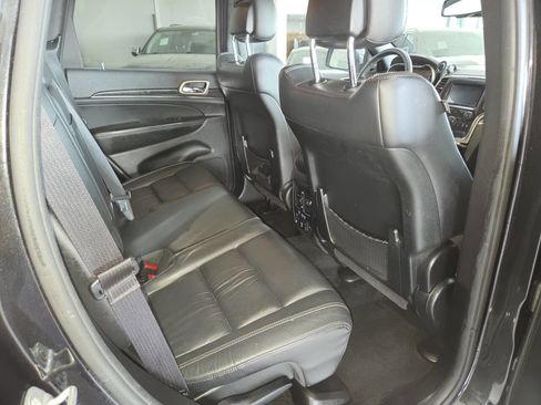 Used 2014 Jeep Grand Cherokee Limited AWD/4WD image 23