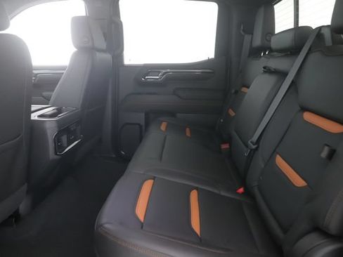 Used 2023 GMC Sierra 1500 AT4 w/ AT4 Preferred Package AWD/4WD image 27