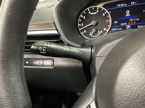 Used 2023 Nissan Altima 2.5 SV image 25