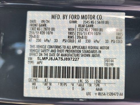New 2025 Lincoln Nautilus Premier w/ Equipment Group 102A AWD/4WD image 24