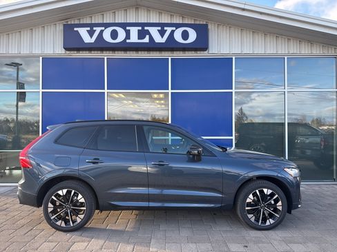 New 2026 Volvo XC60 B5 Plus w/ Protection Package Premier image 7