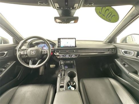 Used 2022 Honda Civic Sport Touring image 3