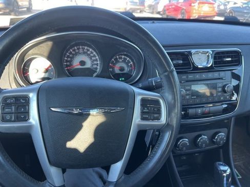 Used 2013 Chrysler 200 Touring image 11
