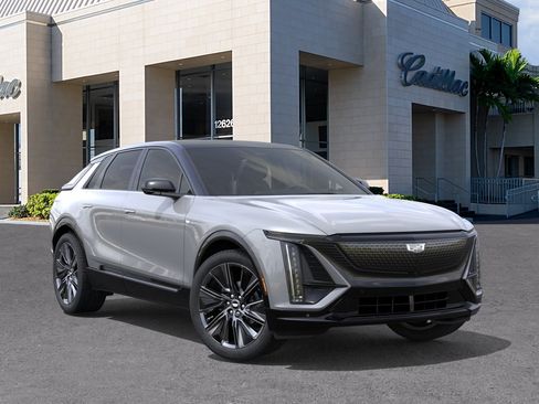 New 2026 Cadillac Lyriq Signature Sport w/ Nappa Leather Package RWD image 7