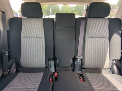 Used 2015 Toyota 4Runner SR5 AWD/4WD image 20