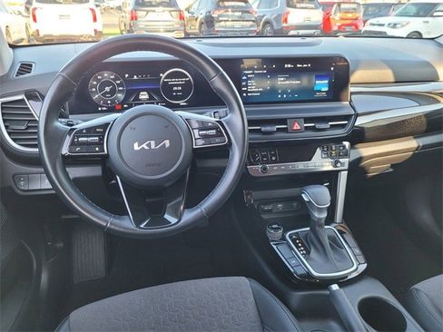 Used 2024 Kia Seltos S image 19