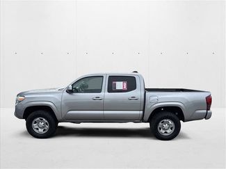 Used 2021 Toyota Tacoma SR video 2