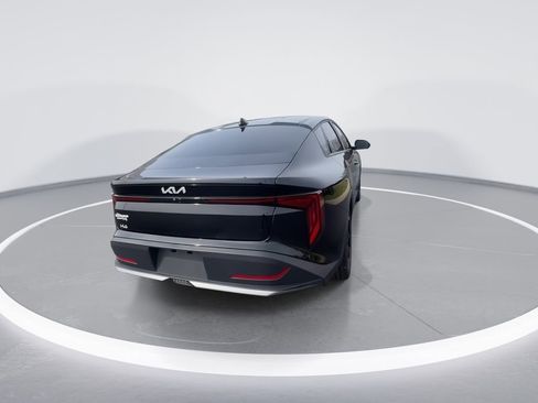 Used 2025 Kia K4 EX image 7