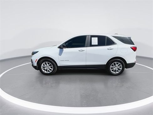 Certified 2024 Chevrolet Equinox LS w/ Driver Confidence II Package image 7