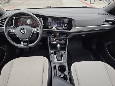 Used 2021 Volkswagen Jetta R-Line w/ R-Line Cold Weather Package image 12