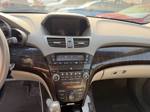 Used 2010 Acura MDX w/ Technology Package AWD/4WD image 18