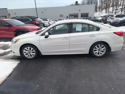 Used 2015 Subaru Legacy 2.5i Premium image 2