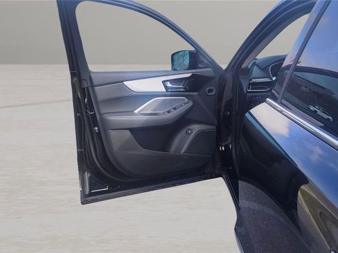 Used 2025 Acura MDX SH-AWD image 15